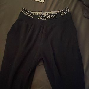 HOLLISTER navy blue high rise sweats XS